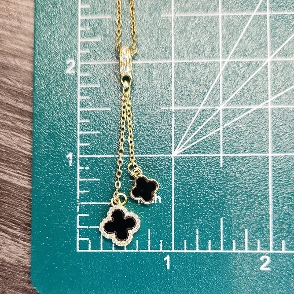 18k Gold Plated Stainless Steel Y-Shaped Black Clover Charm Necklace, Zircons - Picture 6 of 10